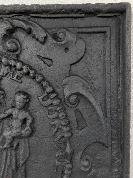 Plaque de cheminée  Plaque de cheminée