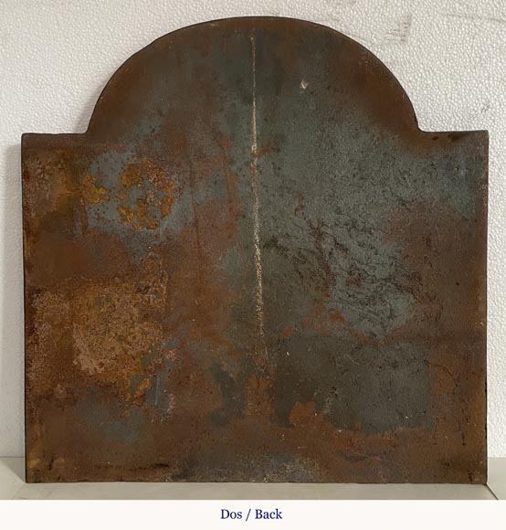 Plaque de cheminée de style Louis XVI  Plaque de cheminée de style Louis XVI