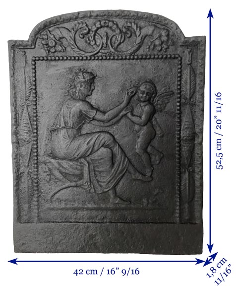 Plaque de cheminée de style Empire  Plaque de cheminée de style Empire