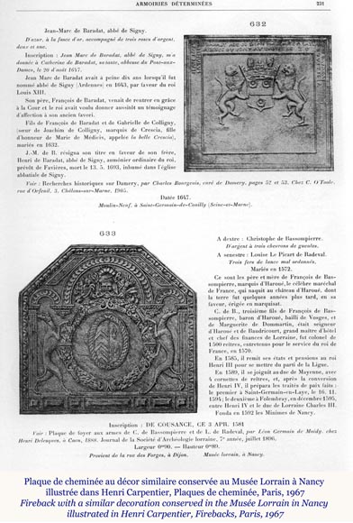 Plaque de cheminée aux armoiries effacées soutenues par des lévriers, XIXe siècle Plaque de cheminée aux armoiries effacées soutenues par des lévriers, XIXe siècle-1