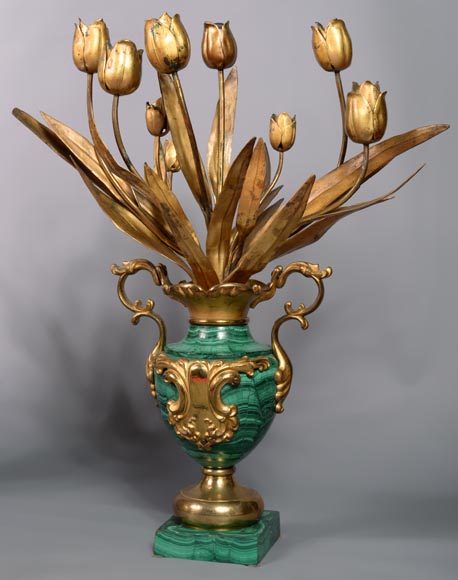 Paire de vases en bronze doré et malachite, Russie, fin du XIXe siècle Paire de vases en bronze doré et malachite, Russie, fin du XIXe siècle-2