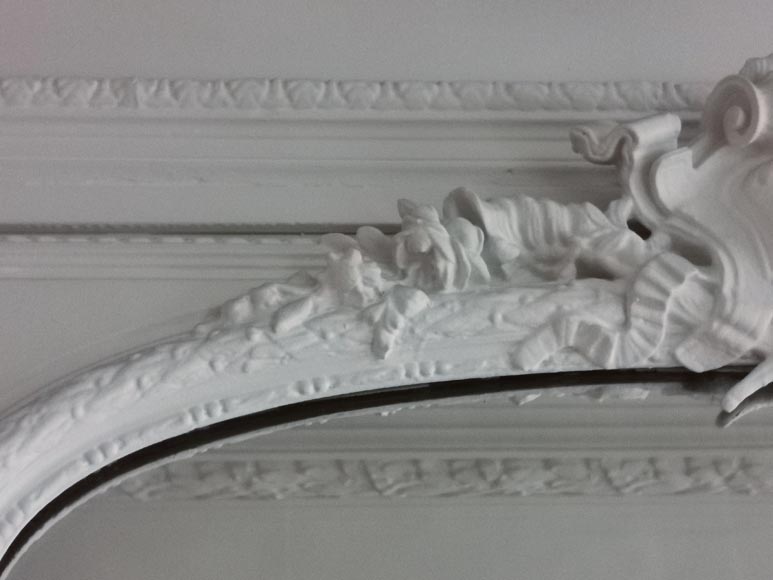 Grand trumeau de style Régence en bois et stuc peint, fin du XIXe siècle Grand trumeau de style Régence en bois et stuc peint, fin du XIXe siècle -3