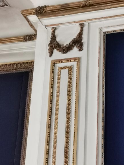 Trumeau de style Louis XVI aux frises et couronnes de fleurs Trumeau de style Louis XVI aux frises et couronnes de fleurs-3