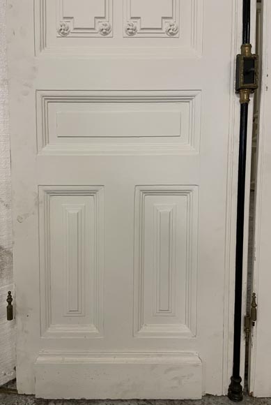 Grande porte à quatre vantaux décor panneauté et petites rosaces Grande porte à quatre vantaux décor panneauté et petites rosaces-4