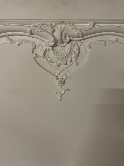 Ensemble de quatre portes simples de style Louis XV Ensemble de quatre portes simples de style Louis XV-5