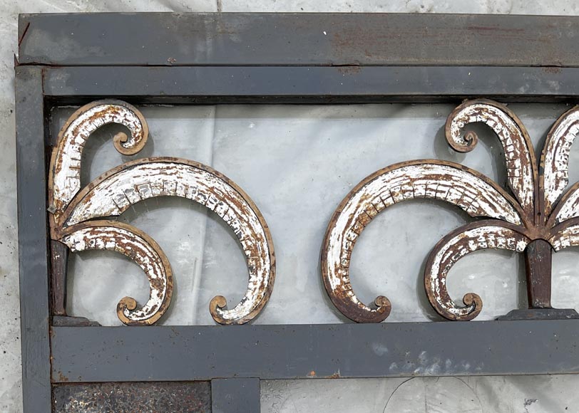 Armand Albert RATEAU (création) Baguès FRÈRES (exécution) double-porte Art déco en fer forgé polychrome au décor de palmiers, après 1925 Armand Albert RATEAU (création) Baguès FRÈRES (exécution) double-porte Art déco en fer forgé polychrome au décor de palmiers, après 1925-8