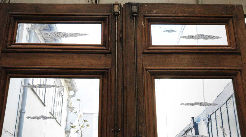 Vitraux au héron gris Vitraux au héron gris-8