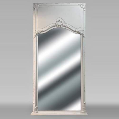 Trumeau de style Louis XV en bois peint en blanc à la coquille