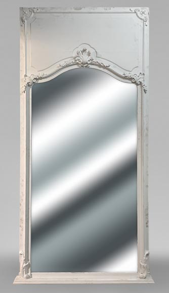 Trumeau de style Louis XV en bois peint en blanc à la coquille Trumeau de style Louis XV en bois peint en blanc à la coquille-0