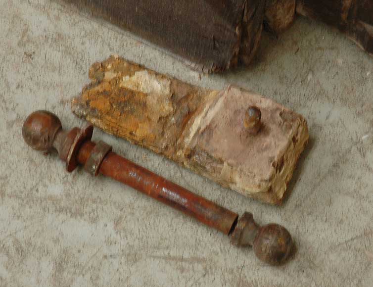 Porte néo-gothique en noyer et chêne Porte néo-gothique en noyer et chêne-9