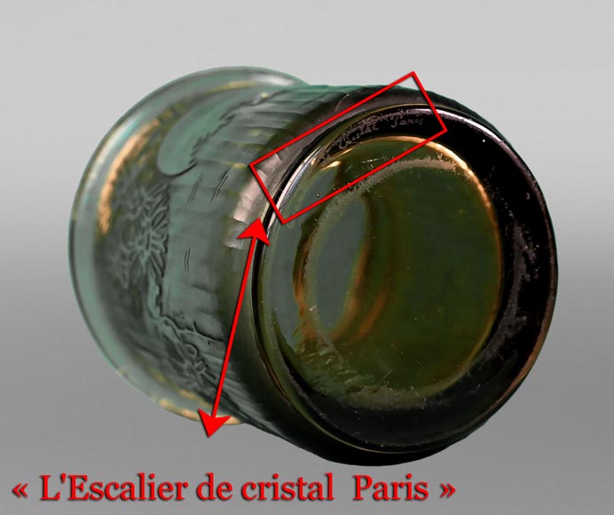 Émile GALLÉ pour L'ESCALIER DE CRISTAL, Petit vase tubulaire japonisant en verre ambré Émile GALLÉ pour L'ESCALIER DE CRISTAL, Petit vase tubulaire japonisant en verre ambré-6