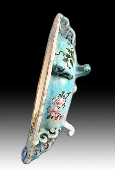 Edmond LACHENAL pour L'ESCALIER DE CRISTAL, Coupe en faïence au décor de fleurs, vers 1890 Edmond LACHENAL pour L'ESCALIER DE CRISTAL, Coupe en faïence au décor de fleurs, vers 1890-2