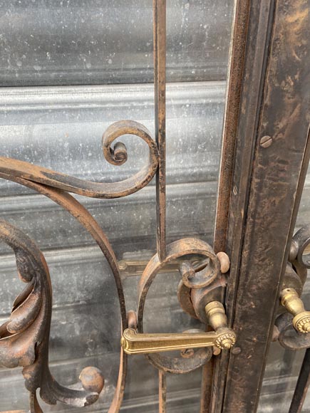 Double grille de porte en fonte de fer, fin du XIXe siècle Double grille de porte en fonte de fer, fin du XIXe siècle-7