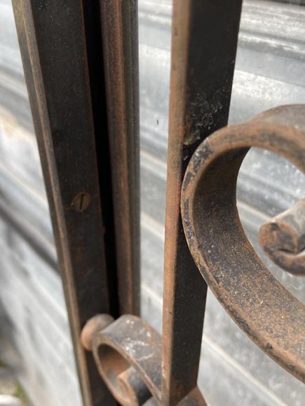 Double grille de porte en fonte de fer, fin du XIXe siècle Double grille de porte en fonte de fer, fin du XIXe siècle-9