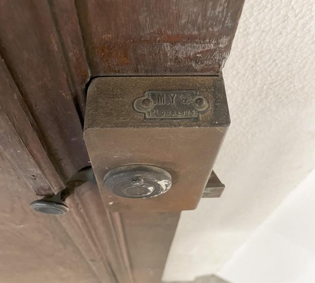 Porte d'entrée en chêne au décor ajouré et sommet cintré Porte d'entrée en chêne au décor ajouré et sommet cintré-13