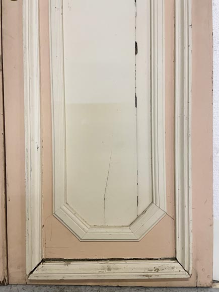 Belle double porte en bois au monogramme Belle double porte en bois au monogramme-14