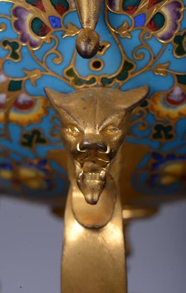 Louis - Constant SEVIN et Ferdinand BARBEDIENNE - Belle paire de vases d'ornement en bronze et émail cloisonné, vers 1862 Louis - Constant SEVIN et Ferdinand BARBEDIENNE - Belle paire de vases d'ornement en bronze et émail cloisonné, vers 1862-12