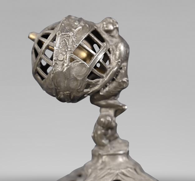 Jules BRATEAU, horloge à quatre faces sur un haut pied carré Jules BRATEAU, horloge à quatre faces sur un haut pied carré-4