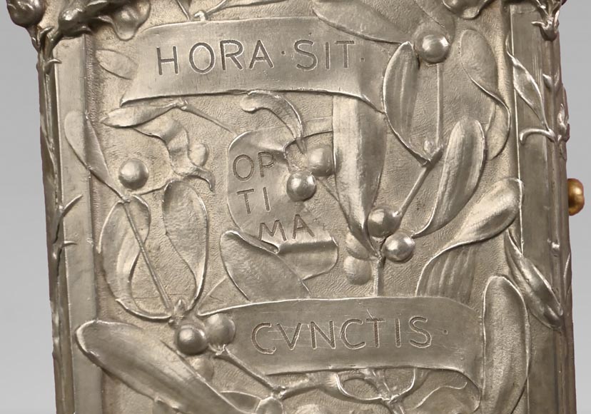 Jules BRATEAU, horloge à quatre faces sur un haut pied carré Jules BRATEAU, horloge à quatre faces sur un haut pied carré-9