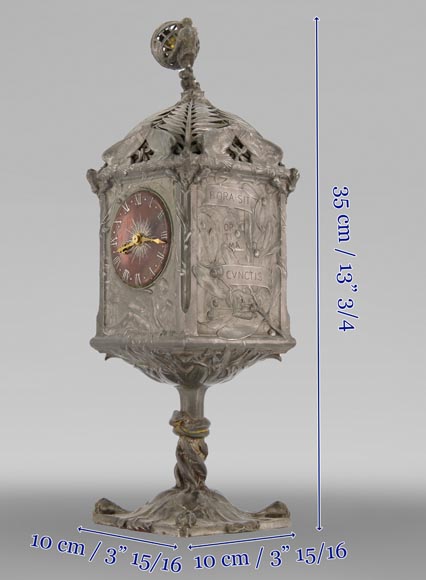 Jules BRATEAU, horloge à quatre faces sur un haut pied carré Jules BRATEAU, horloge à quatre faces sur un haut pied carré-13