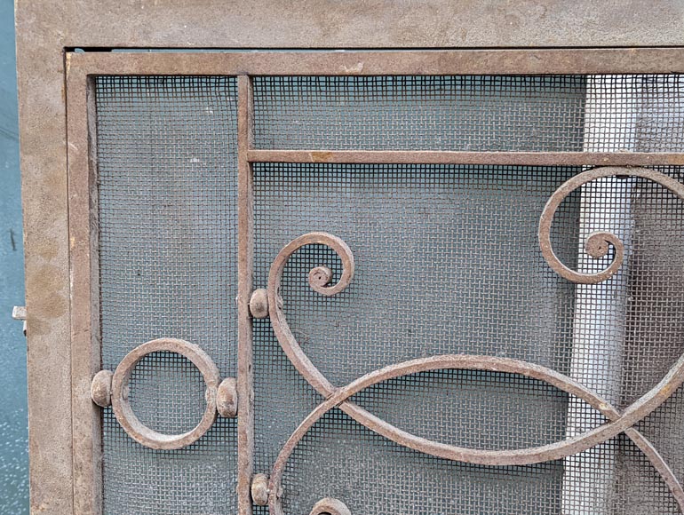 Paire de cache-radiateurs en fer forgé aux L entrelacés Paire de cache-radiateurs en fer forgé aux L entrelacés-3