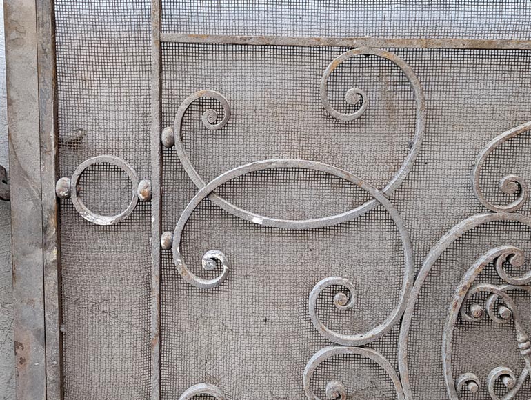 Paire de cache-radiateurs en fer forgé aux L entrelacés Paire de cache-radiateurs en fer forgé aux L entrelacés-4