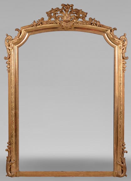 Très beau trumeau de style Louis XV à la coquille ajourée Très beau trumeau de style Louis XV à la coquille ajourée-0