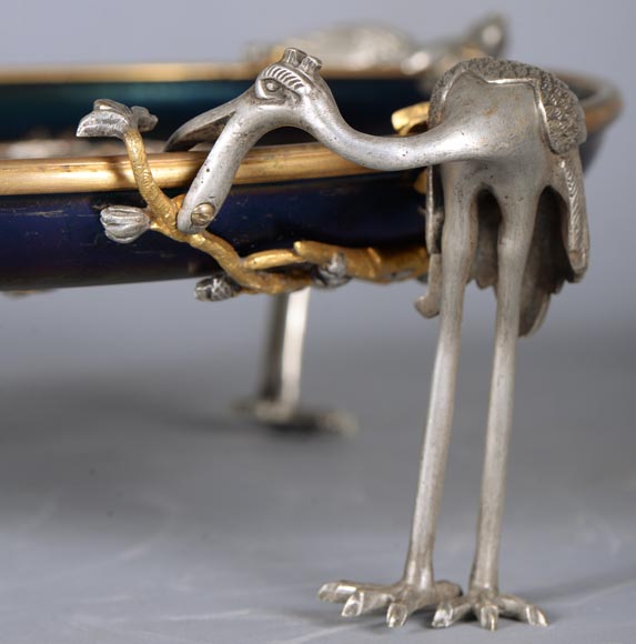 Maison GIROUX et Ferdinand DUVINAGE - Exceptionnelle et rare coupe aux échassiers en verre irisé et décor de galvanoplastie, vers 1870-1880 Maison GIROUX et Ferdinand DUVINAGE - Exceptionnelle et rare coupe aux échassiers en verre irisé et décor de galvanoplastie, vers 1870-1880-8