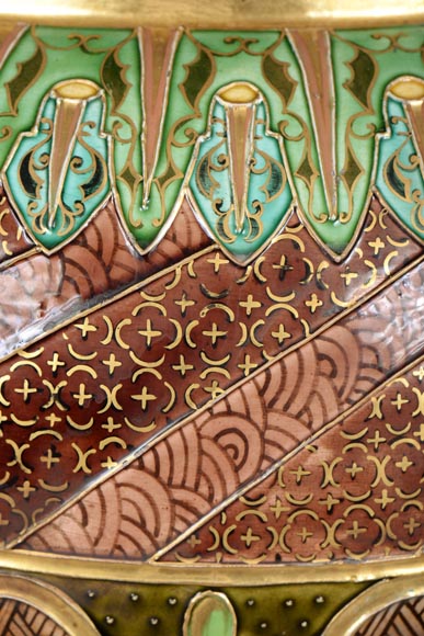 Grand vase chinoisant à monture en bronze au dragon  Grand vase chinoisant à monture en bronze au dragon-5