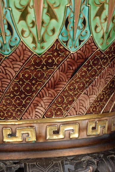 Grand vase chinoisant à monture en bronze au dragon  Grand vase chinoisant à monture en bronze au dragon-8