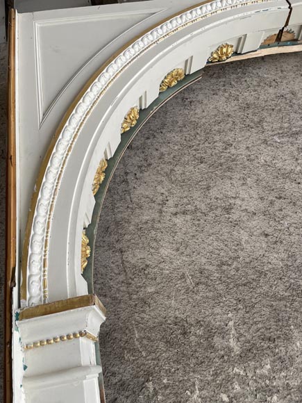 Série de pilastres ioniques en bois sculpté peint Série de pilastres ioniques en bois sculpté peint-8