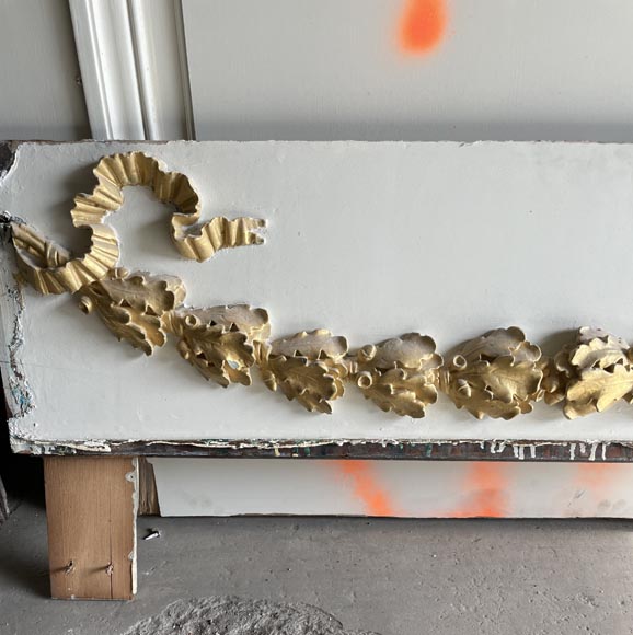 Série de pilastres ioniques en bois sculpté peint Série de pilastres ioniques en bois sculpté peint-14