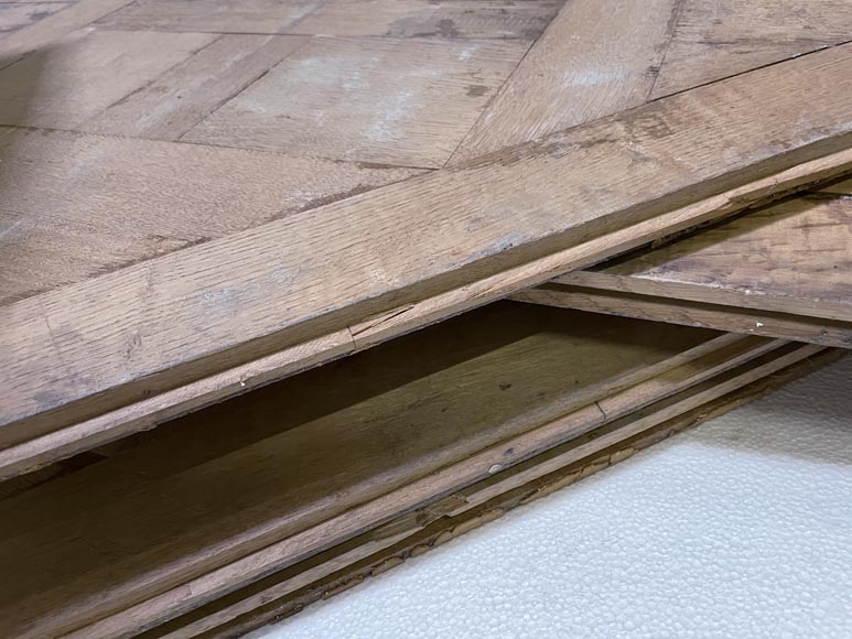 Lot d'environ 40 mètres carrés de parquet Versailles en chêne moderne Lot d'environ 40 mètres carrés de parquet Versailles en chêne moderne-5