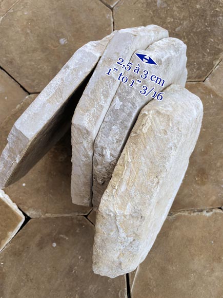 Petite pièce de sol à cabochons en pierre Petite pièce de sol à cabochons en pierre-2