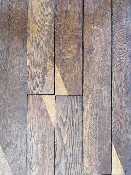 Lot d'environ 60 m² de parquet linéaire orné de losanges en marqueterie, vers 1820 Lot d'environ 60 m² de parquet linéaire orné de losanges en marqueterie, vers 1820-3