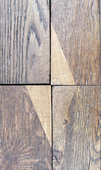 Lot d'environ 60 m² de parquet linéaire orné de losanges en marqueterie, vers 1820 Lot d'environ 60 m² de parquet linéaire orné de losanges en marqueterie, vers 1820-6