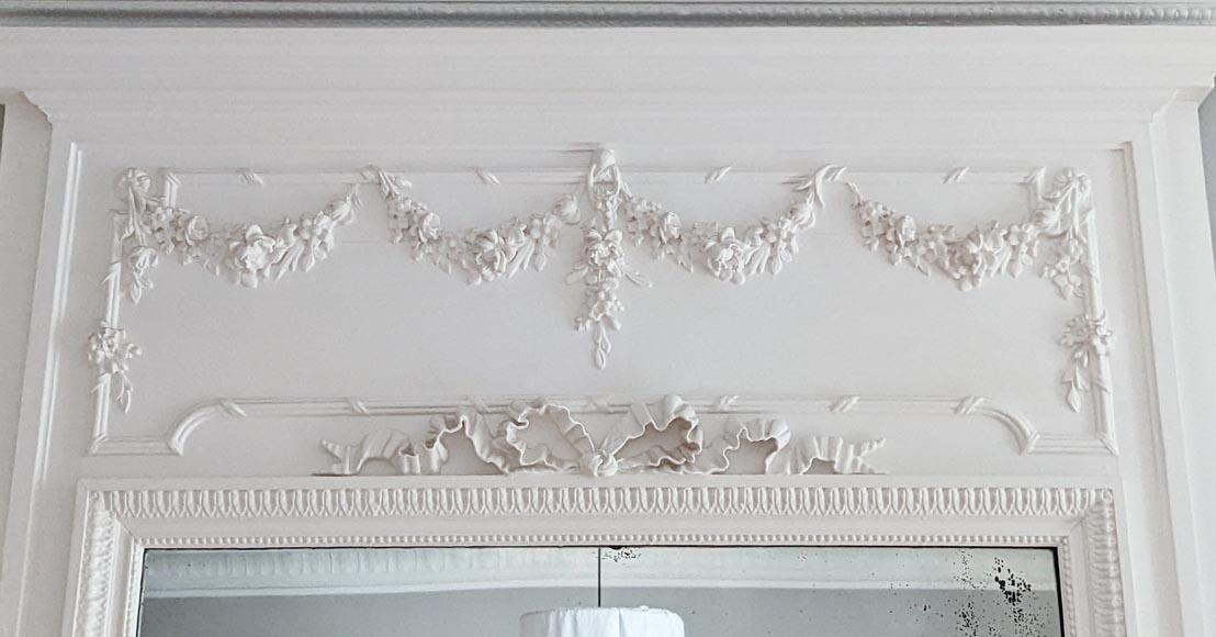 Trumeau de style Louis XVI à la guirlande de fleurs Trumeau de style Louis XVI à la guirlande de fleurs-1