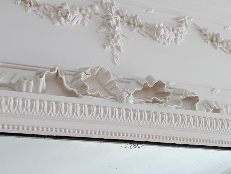 Trumeau de style Louis XVI à la guirlande de fleurs Trumeau de style Louis XVI à la guirlande de fleurs-3