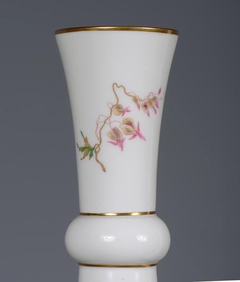 Manufacture de Sèvres - Paire de vases modèle Delhi au décor floral polychrome, 1875 Manufacture de Sèvres - Paire de vases modèle Delhi au décor floral polychrome, 1875-5