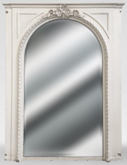 Trumeau de style Louis XVI au dessus arrondi et au ruban Trumeau de style Louis XVI au dessus arrondi et au ruban-0