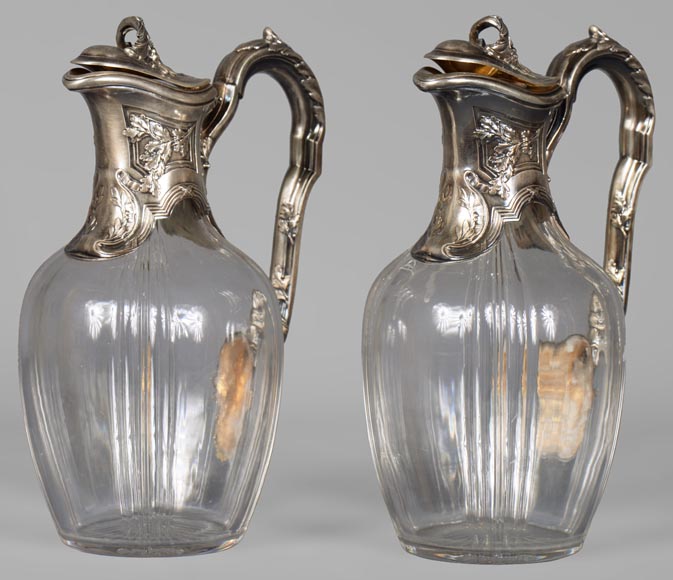 Belle paire d'aiguières en cristal et argent Belle paire d'aiguières en cristal et argent-0