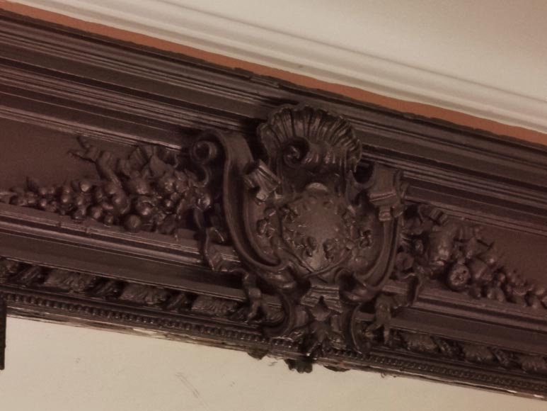 Trumeau de style Napoléon III au cartouche en bois et stuc peints en marron Trumeau de style Napoléon III au cartouche en bois et stuc peints en marron-2