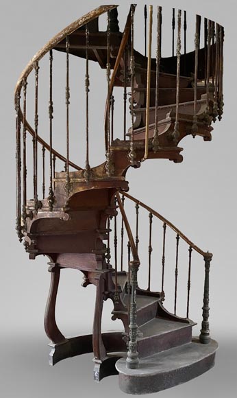 Escalier en colimaçon à noyau creu Escalier en colimaçon à noyau creu-0