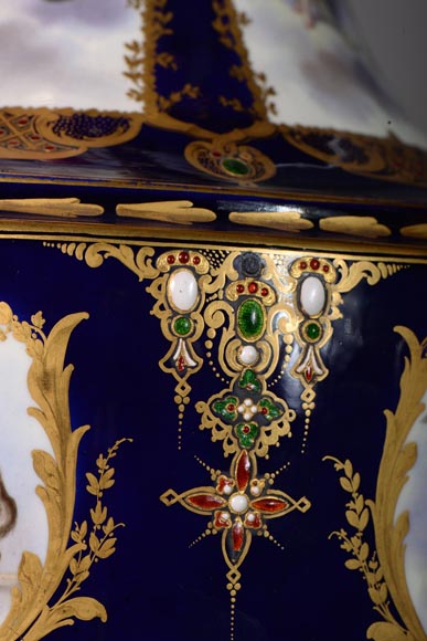 Paire de girandoles en bronze et porcelaine de Sèvres Paire de girandoles en bronze et porcelaine de Sèvres-12