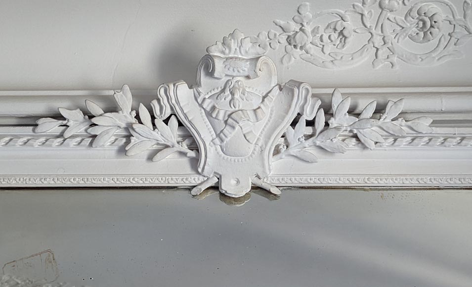 Trumeau de style Napoléon III au décor de ruban croisé Trumeau de style Napoléon III au décor de ruban croisé-1