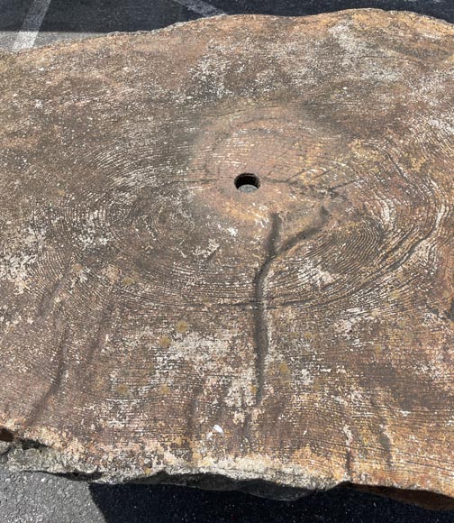 Salon de jardin en pierre composite de style rocailleur Salon de jardin en pierre composite de style rocailleur-5