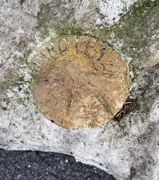 Salon de jardin en pierre composite de style rocailleur Salon de jardin en pierre composite de style rocailleur-7