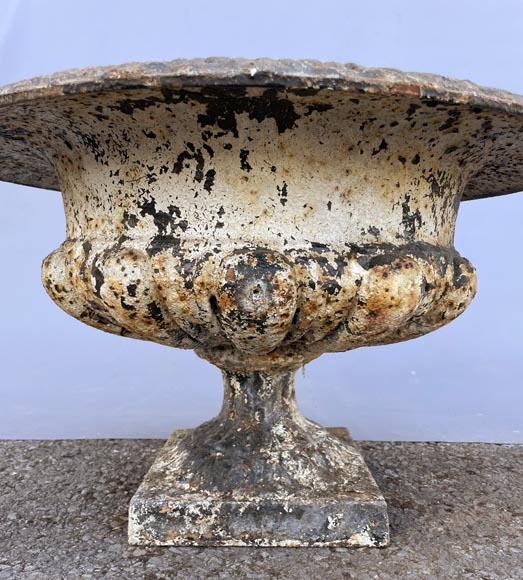 Paire de vases de jardin en fonte Paire de vases de jardin en fonte-4