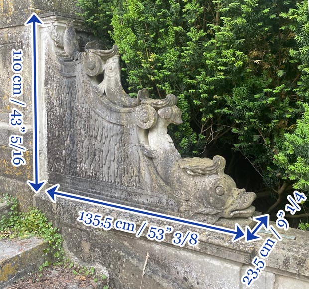 Margelle de fontaine en marbre sculpté au bestiaire aquatique, époque XIXe siècle Margelle de fontaine en marbre sculpté au bestiaire aquatique, époque XIXe siècle-6