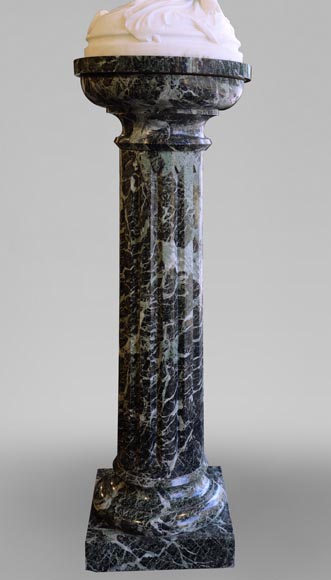 Une heure de la nuit, sculpture en marbre signée J. Pollet avec sa colonne Une heure de la nuit, sculpture en marbre signée J. Pollet avec sa colonne-14
